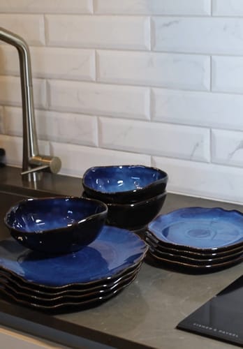 Customer photo review of 16-Piece Ocean Blue Porcelain Dinnerware Set