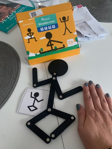 Customer photo review of Boneco Flexivel - Ref. 174 - Brinquedo Educativo