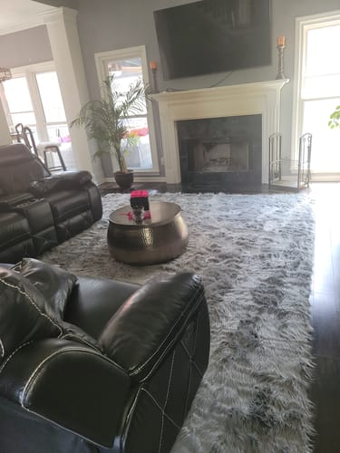 Customer photo review of Eco-Friendly Extra Large FAUX SheepSkin Area Rug