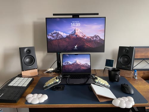 Customer photo review of MR4 Powered Studio Monitor