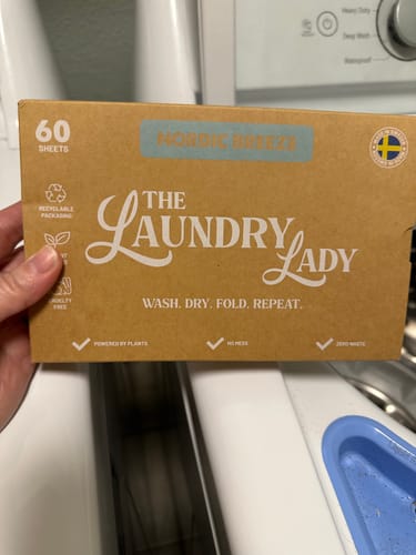 Customer photo review of Nordic Breeze Scented Laundry Sheets