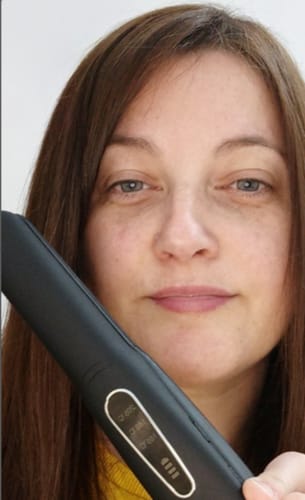 Customer photo review of SUNMAY Voga 2 in 1 Cordless Hair Straightener and Curler for Travelling