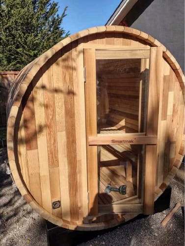 Customer photo review of Smartmak® Canadian Hemlock/Red Cedar Outdoor Barrel Sauna Nature 3 (In Stock)
