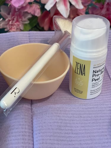 Customer photo review of Zena Natural Pro-Retinol Peel