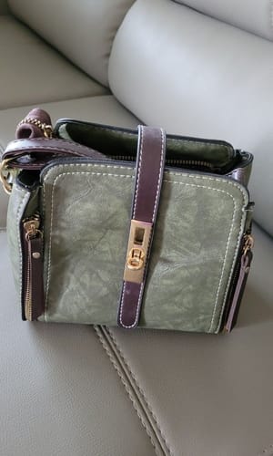 Customer photo review of Women's Vintage Crossbody Purse
