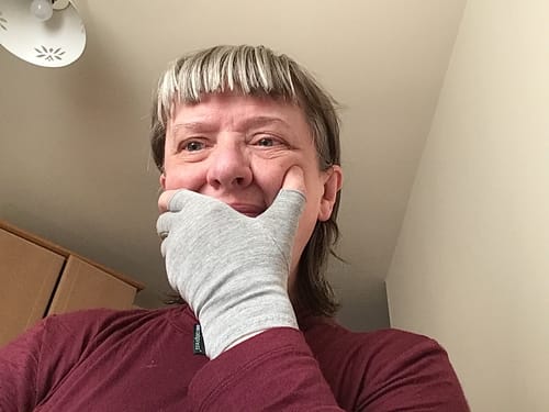 Customer photo review of Premium Onecompress™ Gloves