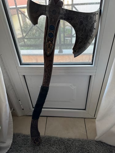 Customer photo review of Hand-forged "Ragnarok Kratos axe" with carved handle and Luminescent runes