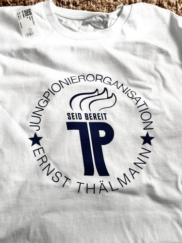 Customer photo review of PREMIUM ORGANIC SHIRT UNISEX • JUNGE PIONIERE - LOGO HELL