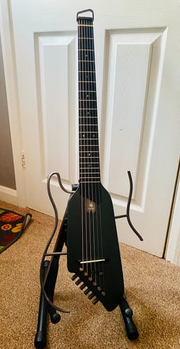 Customer photo review of Donner HUSH-I Headless Hush Guitar Kit