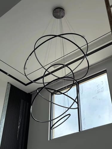 Customer photo review of WOMO Large Tiered Ring LED Foyer Chandelier-WM2160