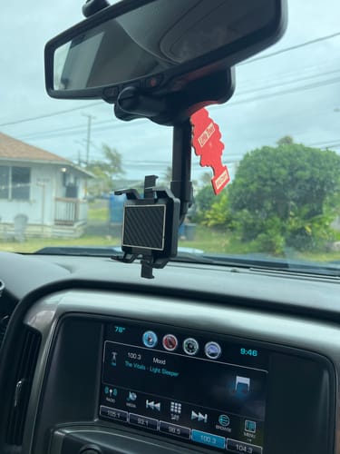 Customer photo review of š¤³š½Multifunctional 360 Rotatable Car Rearview Mirror Phone Holder