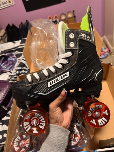 Customer photo review of Bauer X-LS Quad Roller Skates with Airwaves Wheels