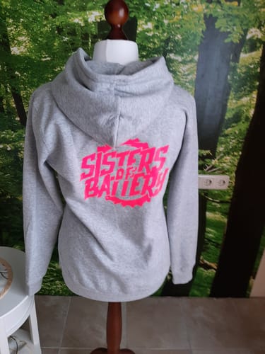 Customer photo review of Sisters of Battery - Neonpink - Frauen Premium Hoodie