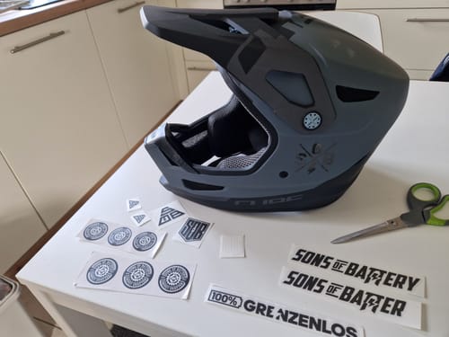 Customer photo review of Cross Folienaufkleber - SoB -