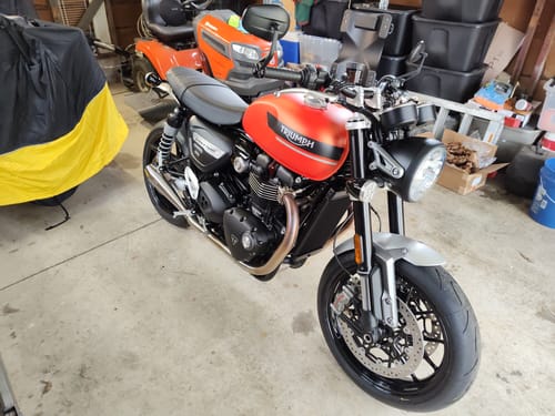 Customer photo review of Triumph Speed Twin 1200 Tail Tidy Kit - 2019+