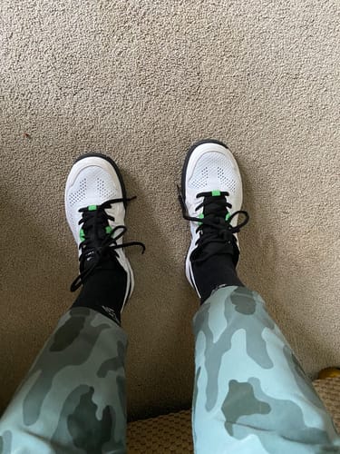 Customer photo review of Women's Velocity V