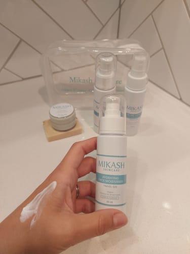 Customer photo review of Mikash trial size skincare set