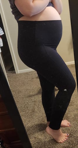 Customer photo review of Sima Pregnancy & Postpartum Leggings