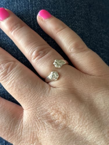 Customer photo review of Paw Hug Ring
