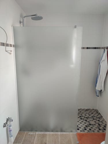 Customer photo review of SONNI Walk In Dusche Duschabtrennung Duschwand Nano Vollsatiniert ESG-Glas Glasstärke 8/10mm Breite 70-140cm