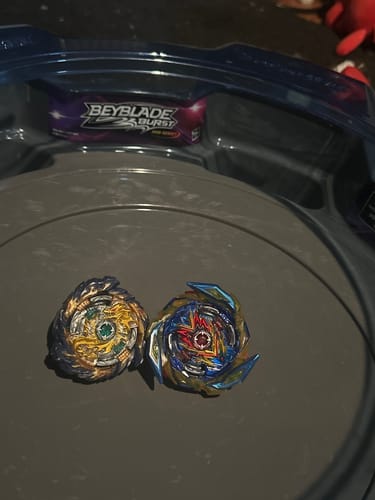 Customer photo review of Takara Tomy Brave Valkyrie Beyblade Burst B-163