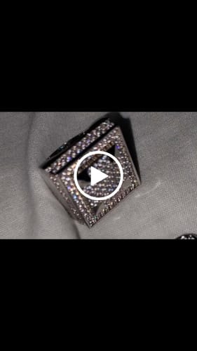 Customer video review of Square Paved Ring - White Gold