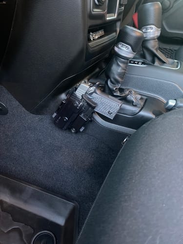 Customer photo review of JL/JLU UNIVERSAL ACCESSORY MOUNT