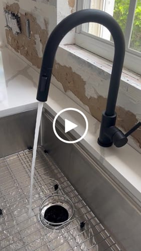 Customer video review of Imperium Touch Control Dual Function Pull Out Spout Kitchen Faucet