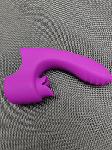 Customer photo review of Finger Kiss