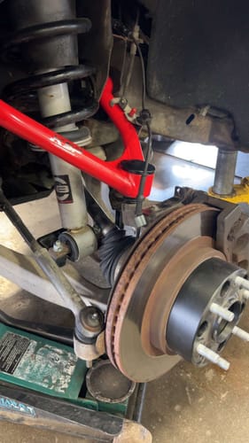 Customer photo review of Upper Control Arm for 2007-2018 Chevy Silverado Leveling Lift Kit GMC Sierra Cadillac 2"-4" Lift