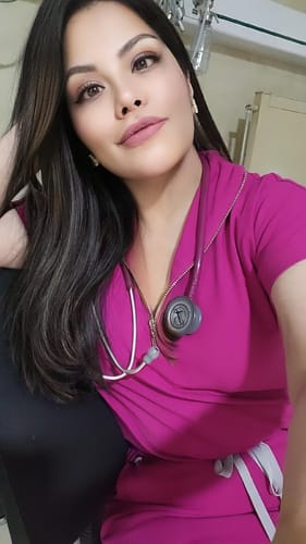 Customer photo review of Victory Fucsia