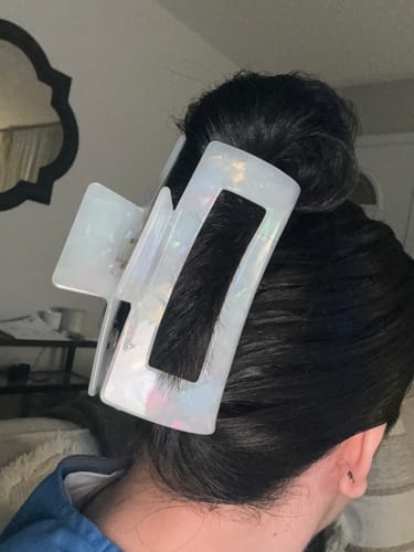 Customer photo review of XXL Dreamy Claw Clip