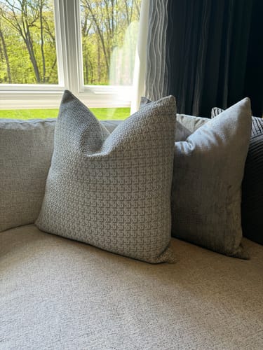Customer photo review of Silver Velvet Gator