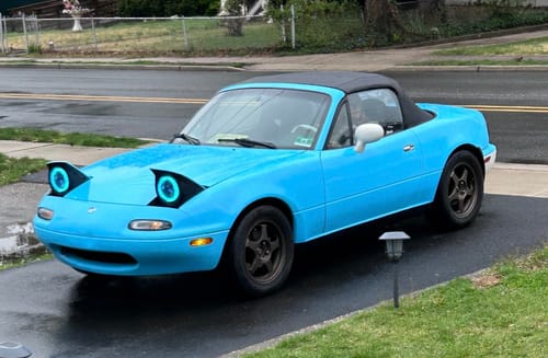 Maggie V. review of High Glossy Sky Blue Vinyl Wrap image 1 out of 1