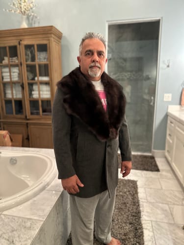 Customer photo review of Men's Sable Fur Collar