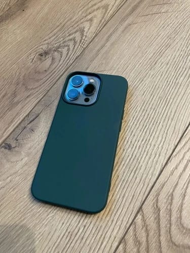 Customer photo review of FlexShield MagSafe iPhone Case