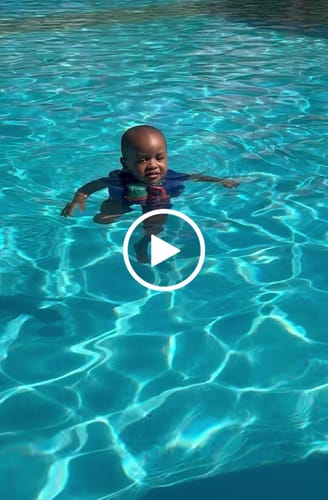 Customer video review of The Floatee with UV Protection (6 months - 8 years)