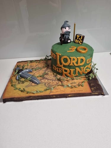 Customer photo review of A3 Rectangle Custom Edible Icing Image