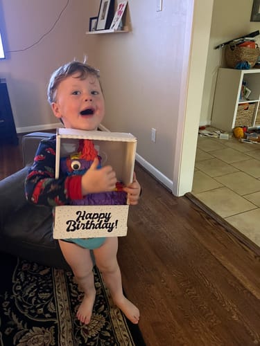 Customer photo review of Confetti Birthday Piñatagram