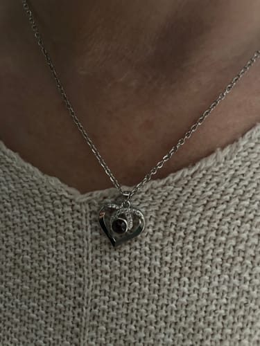 Customer photo review of Personalisierte Fotoprojektionshalskette mit Zirkonia