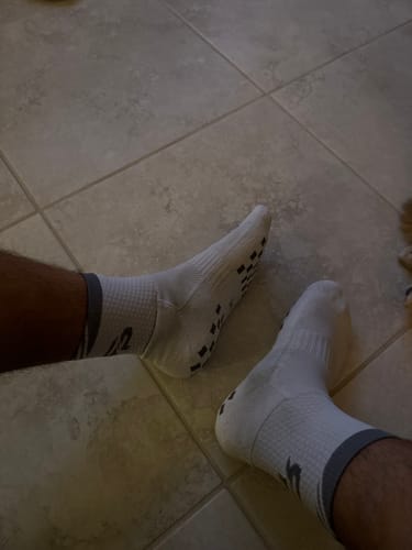 Customer photo review of 3 Pack of RTP ULTRAGRIP V2 Dual sided Non-slip Technology Socks