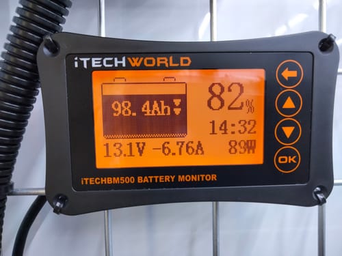 Customer photo review of iTECHBM500 (NEW 2024 Model) - 500Amp Battery Monitor with Shunt