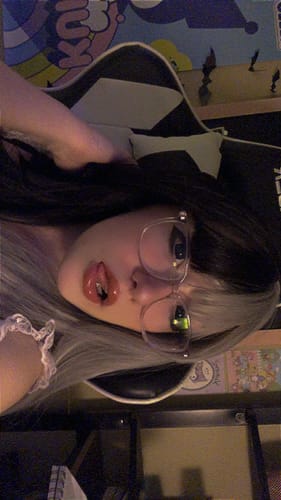 Customer photo review of Linn's Sullen Doll Eye 17mm Mini Sclera Contact Lenses(12 months of use)