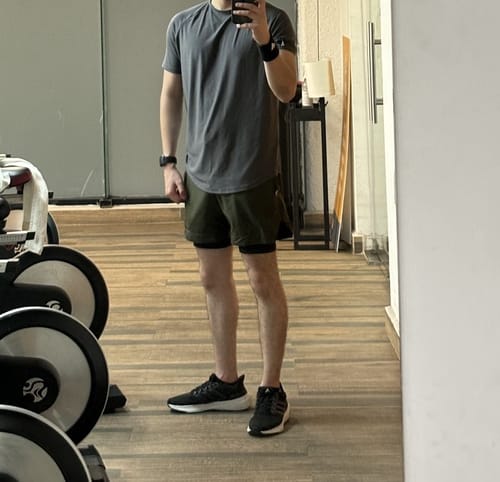 Customer photo review of Training Sport Tee - Oxford Gray