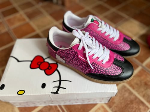 Customer photo review of Pink Ceriani HK