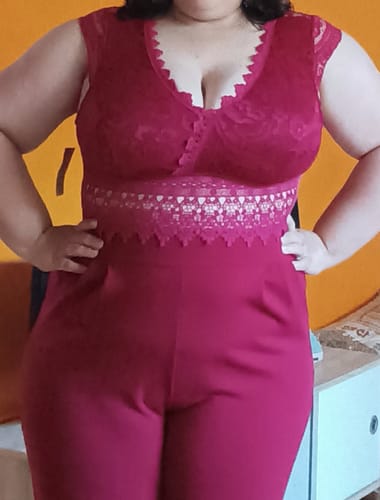 Avis photo d'un client sur Combinaison pantalon bordeaux - CECILE