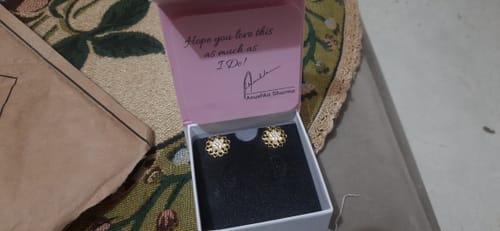 Customer photo review of Anushka Sharma Golden Blooming Flower Stud Earrings