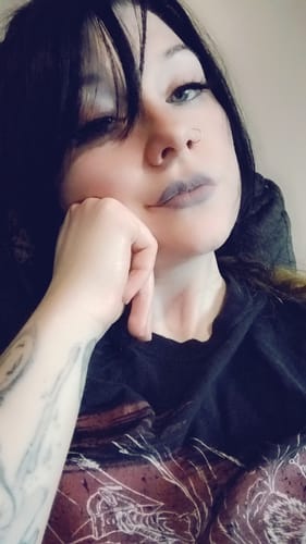 Customer photo review of Solid Steel Nose Hoop