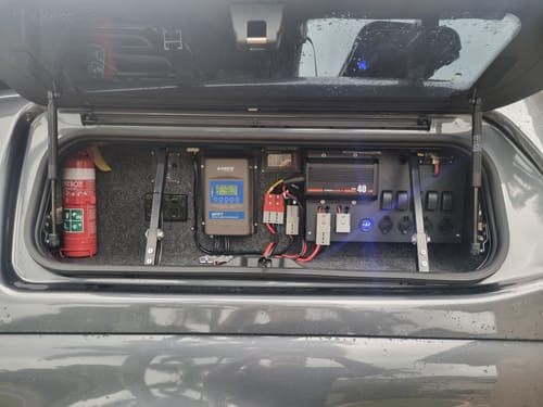 Customer photo review of iTECHBM500 (NEW 2024 Model) - 500Amp Battery Monitor with Shunt
