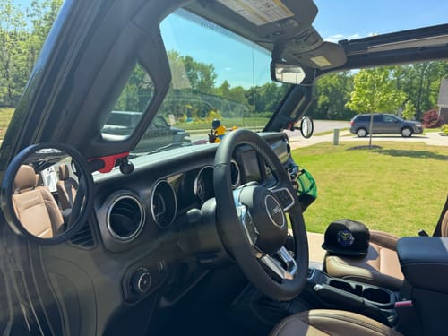 Customer photo review of JL/JLU A-Pillar Side Jeep Mirrors with Base Mount Driver AND Passenger